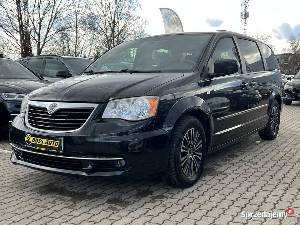 Lancia Voyager S 2014 Warszawa