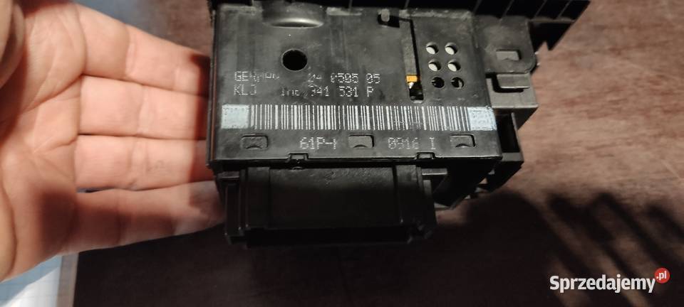 Golf 3 oryginał przełącznik świateł halogenów Czujniki i sterowniki świateł Stalowa Wola