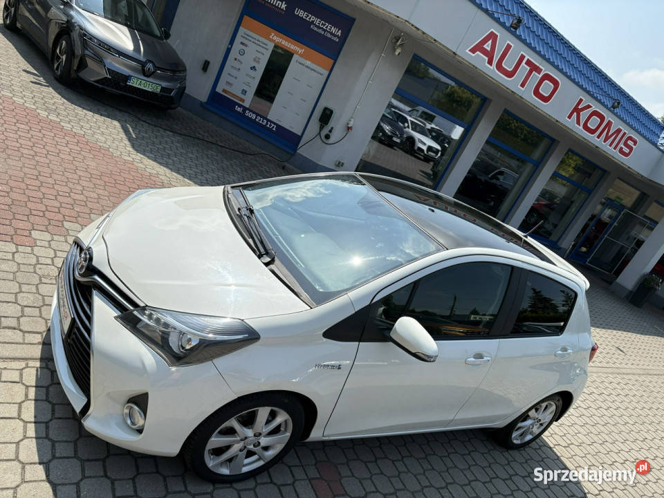 Toyota Yaris 15 Hybrid Biała PerłaKamera kamera cofania Yaris Tarnowskie Góry