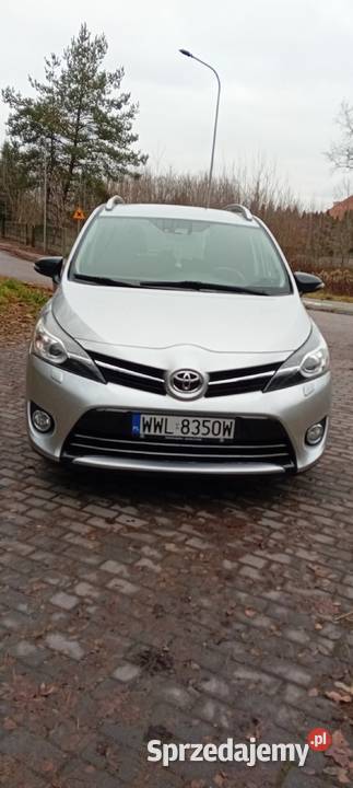 Sprzedam Toyota Verso 2017 r 18 benzyna Salon Zielonka
