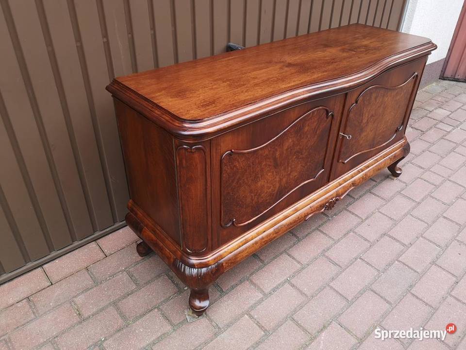 Komoda Niska Ludwik Chippendale Orzech 132