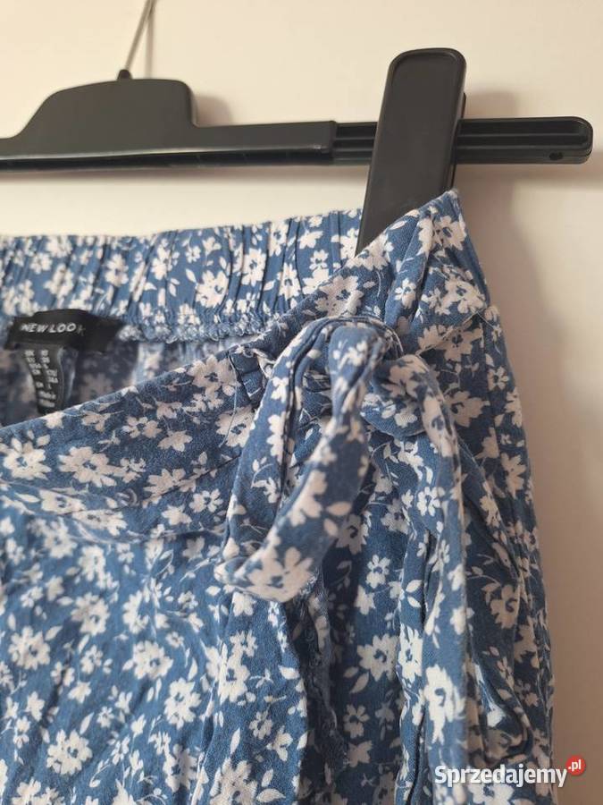 Letnia spódniczka mini z falbanką r 38 Darłowo