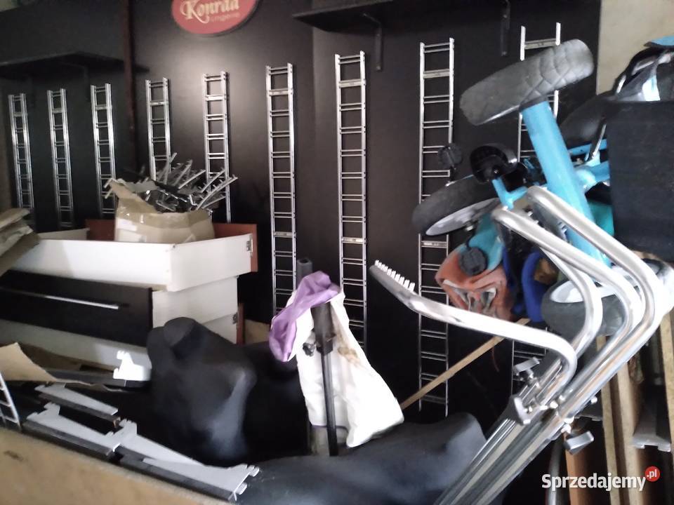 sprzedam komplet mebli sklepowych Konrad Rybnik