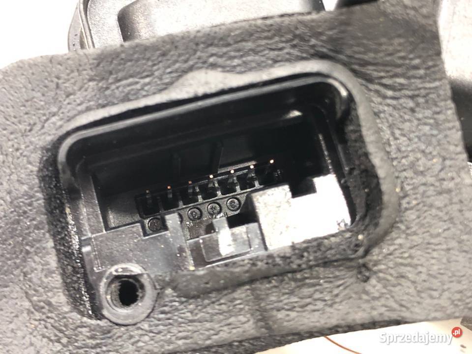 ZAMEK DRZWI PRAWY TYŁ SKODA OCTAVIA III podkarpackie