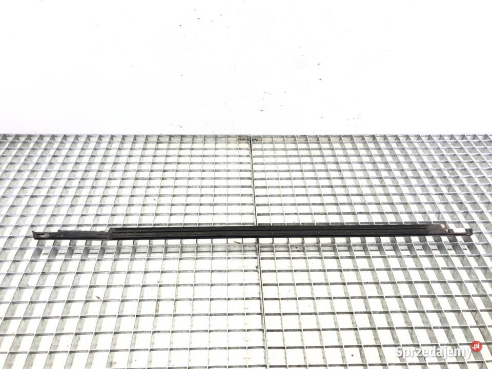 LISTWA ZGARNIAJĄCA TYŁ PRAWA CHROM FORD MONDEO