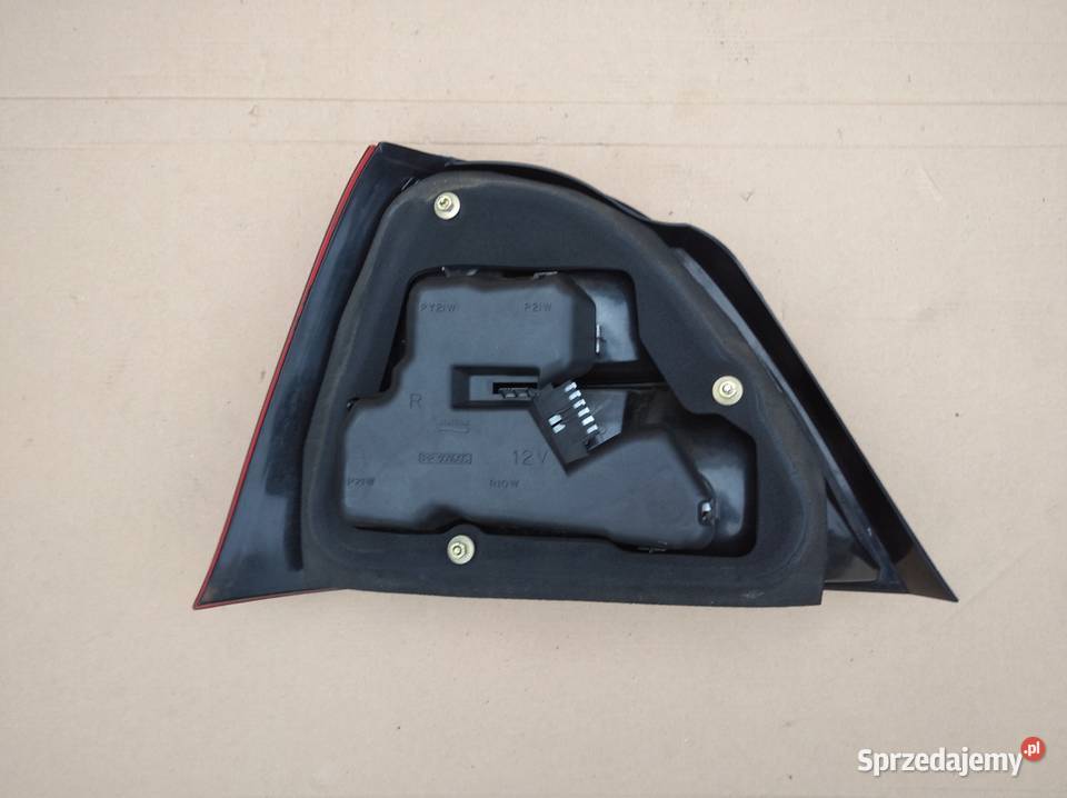 Rover 25 lampa lewy tył lewa tylna tylnia