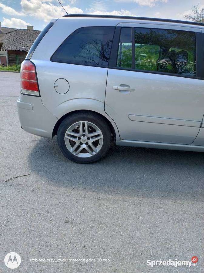 Zafira B 19 CDTI 150 wielofunkcyjna kierownica