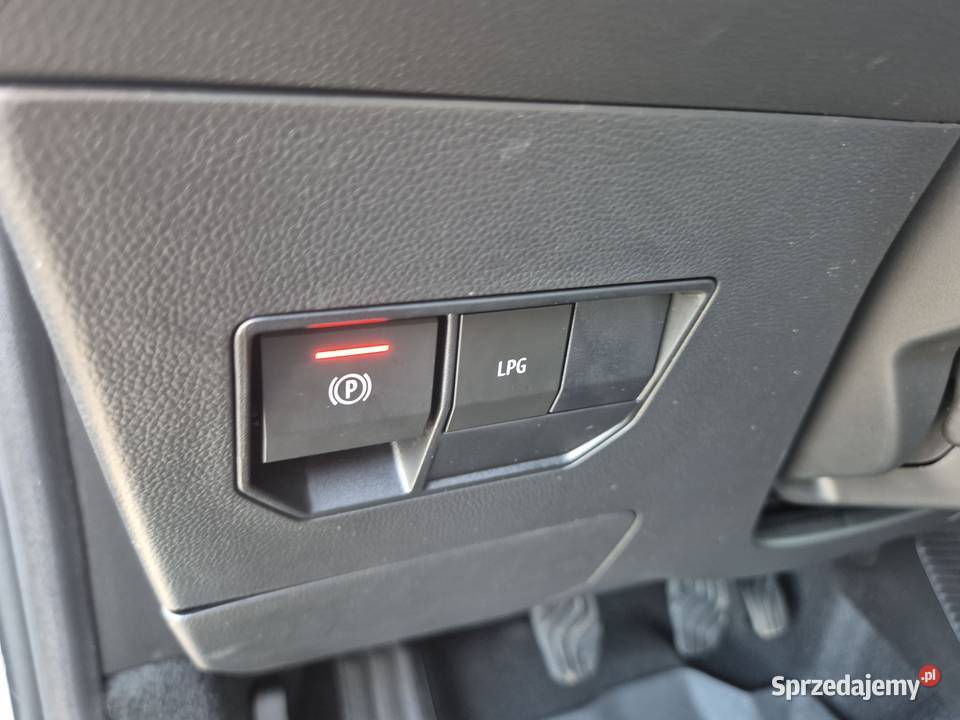 Duster 10 TCe Journey LPG światła LED