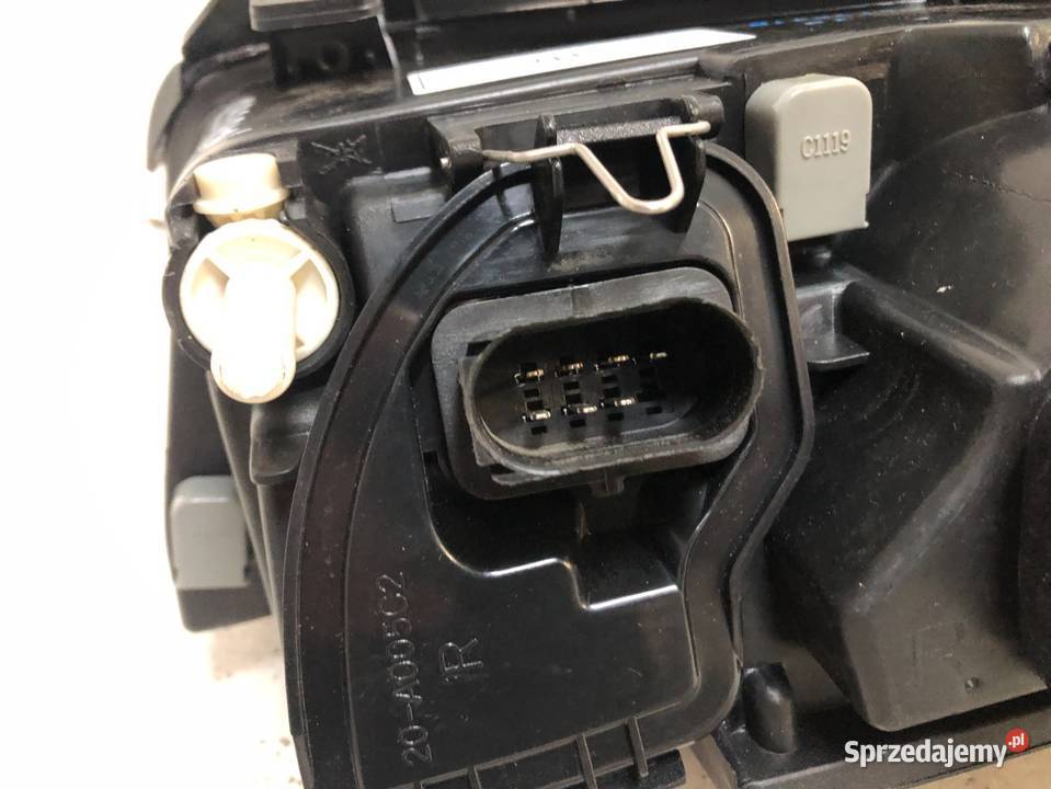 Audi A4 B5 I Lift 011999092001 Reflektor Lampa świętokrzyskie