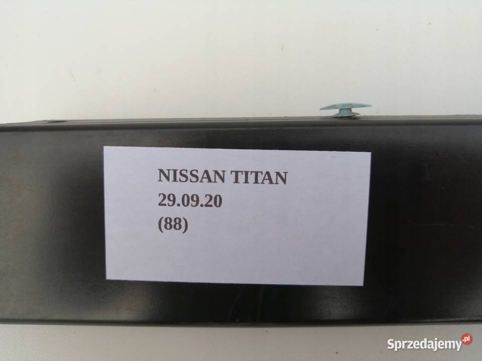 LISTWA BOCZNA TYLNYCH PRAWYCH DRZWI NISSAN TITAN