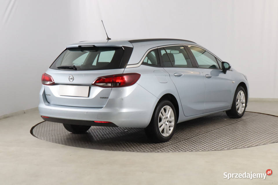 Opel Astra 14 T Zabrze