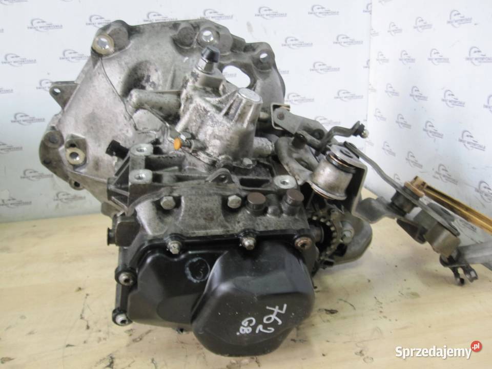 CORSA 13 CDTI 75 13r skrzynia manualna AUCE374 osobowe