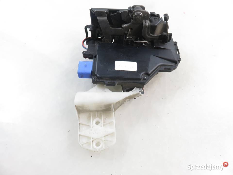ZAMEK PRAWY TYLNY VW TOURAN II 1T3