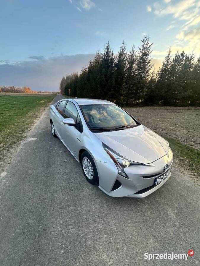 Toyota prius 18 benzyna hybrid elektryczne szyby podlaskie Hajnówka sprzedam