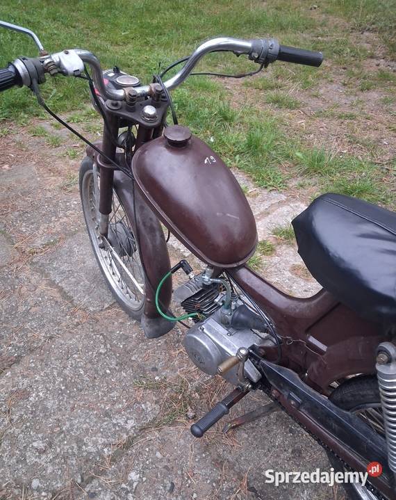 Komar 2352 1979r PRL nieuszkodzony Czarna Woda
