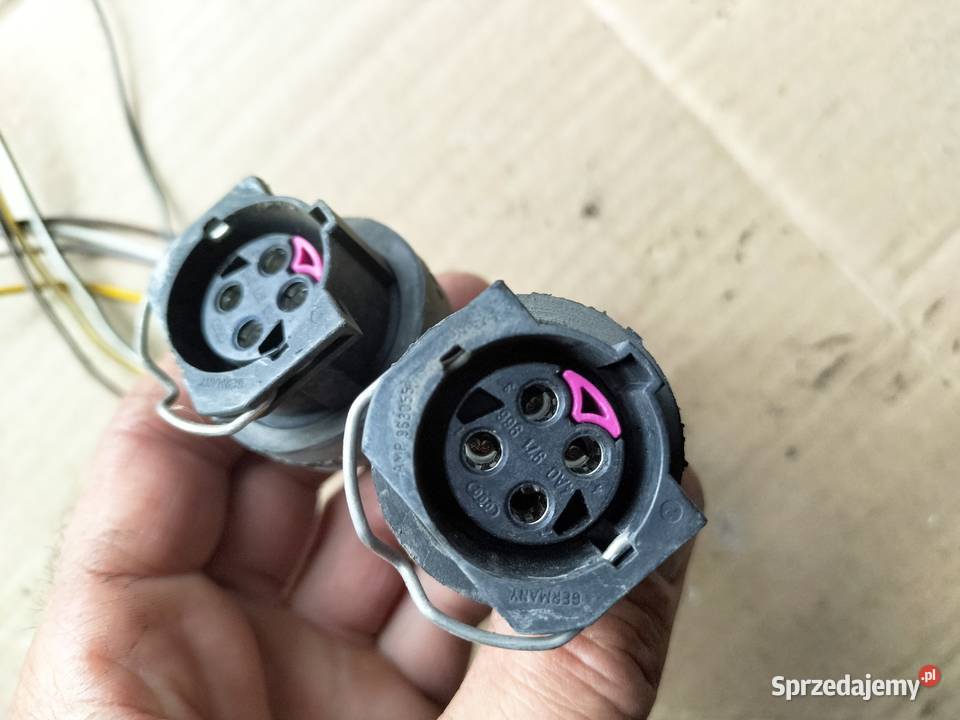 AUDI 80 B4 80B4 4A0941189 WTYCZKA KOSTKA WKŁAD Pozostałe sprzedam