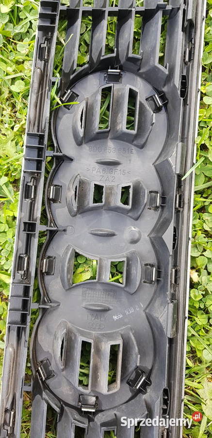 Grill Audi A4 przedlift 8D0 853 651 E osobowe Mrocza sprzedam