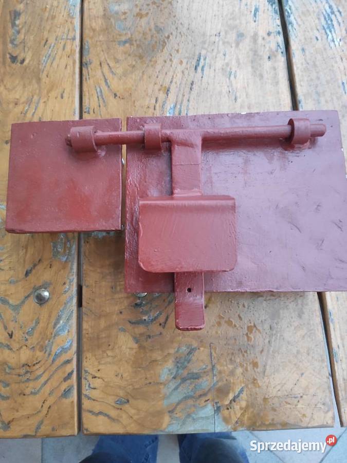 Zasuwa z osłoną na kłódkę Dom i Ogród Łazy sprzedam