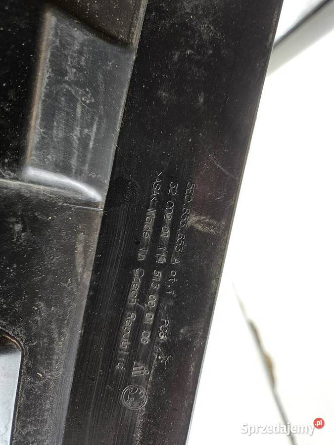 SKODA OCTAVIA III 3 LIFT 5E0 GRILL ATRAPA osobowe Międzychód
