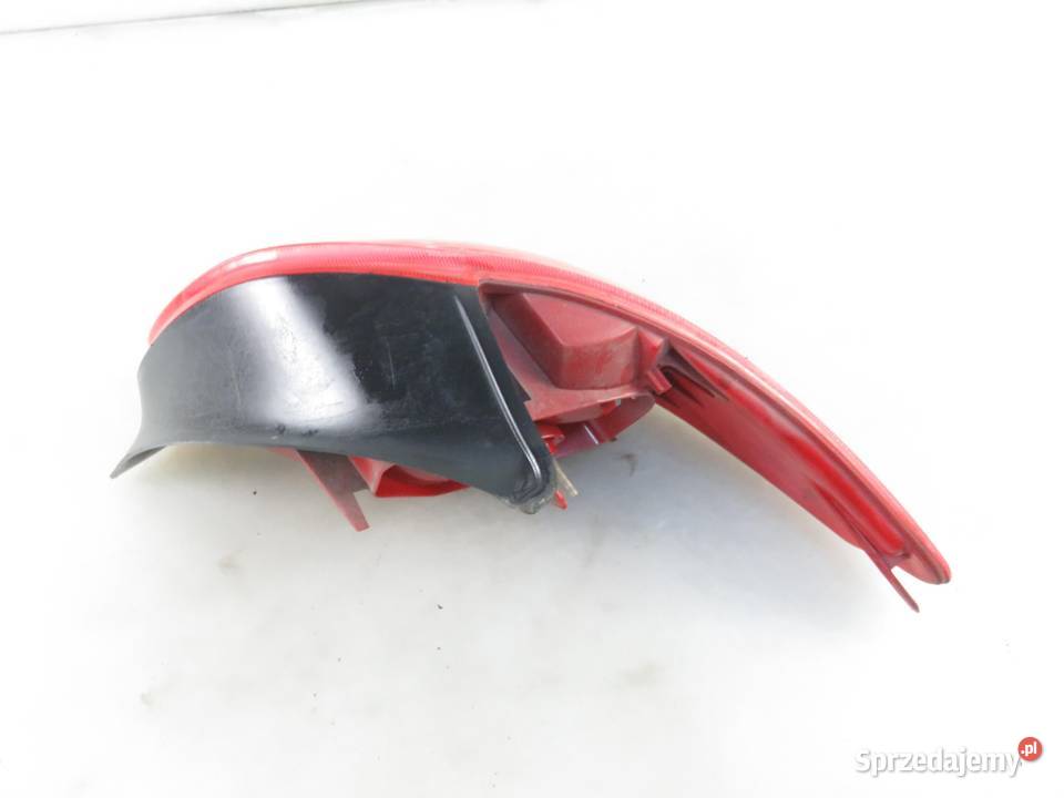 LAMPA LEWA TYLNA PEUGEOT 206
