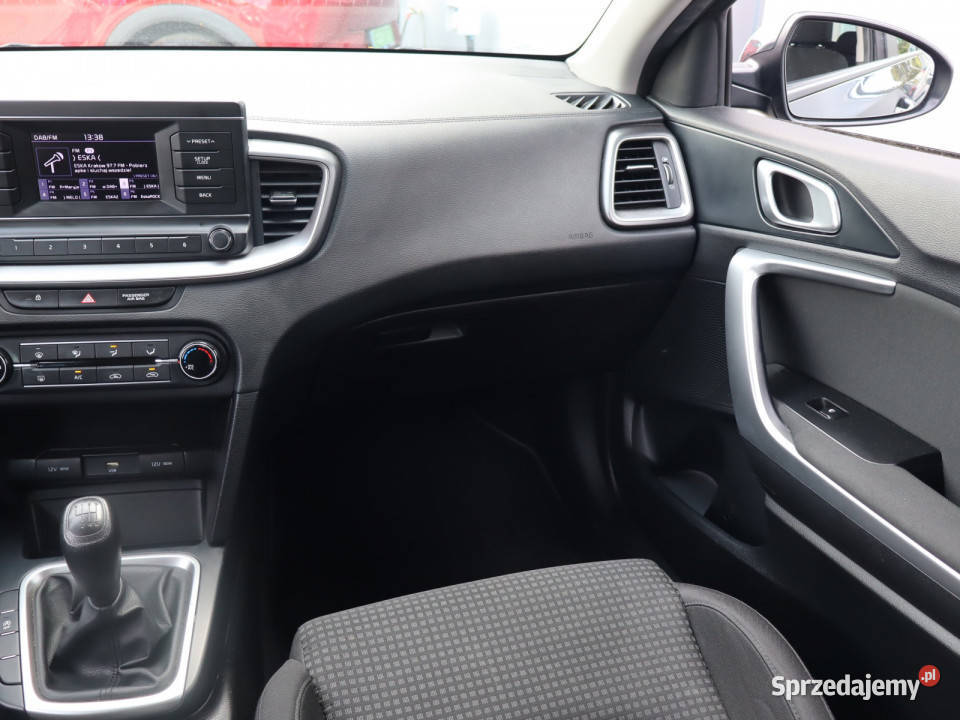 Kia Ceed 10 TGDI klimatyzacja Katowice