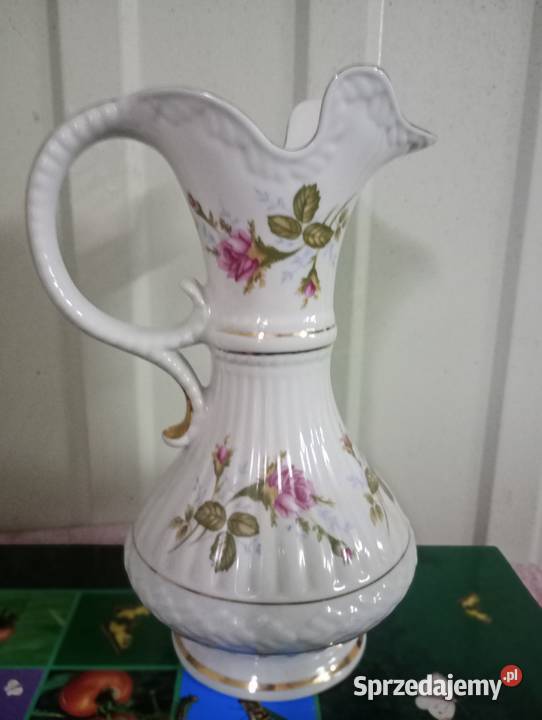 Wazonik Dzbanek Świecznik Serwetnik w różyczki z biały