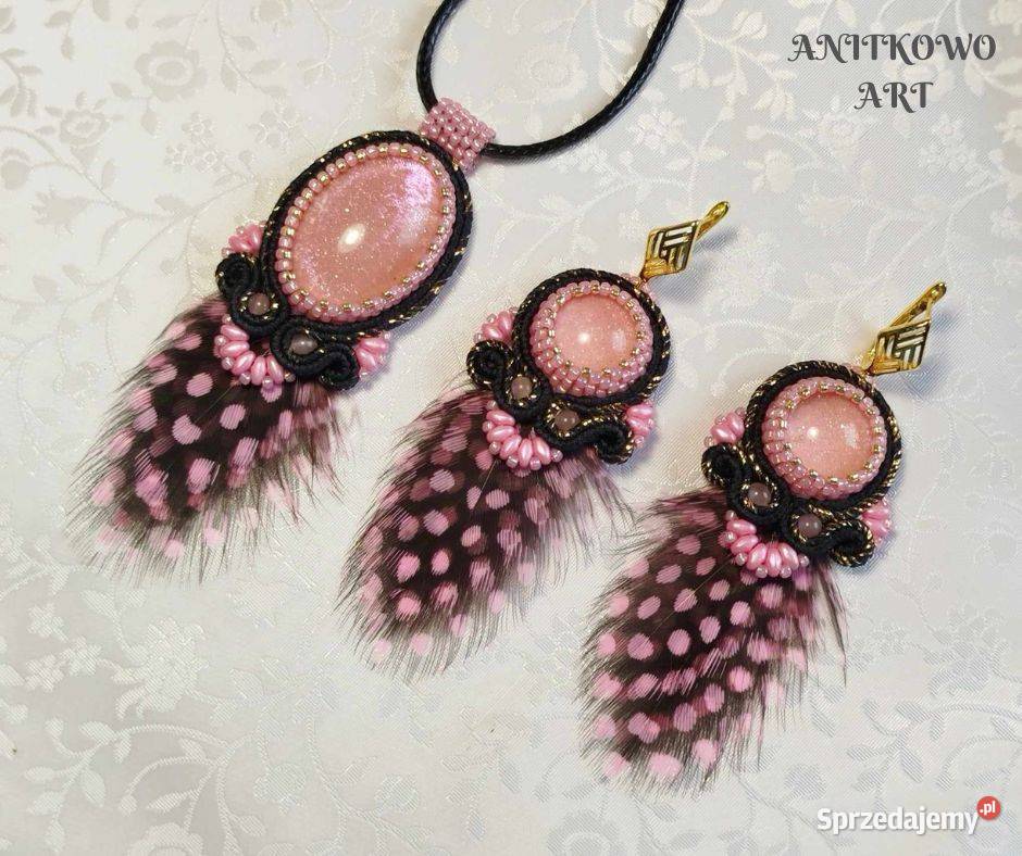 KOMPLET RÓŻOWOCZARNY Z PIÓRKAMI SUTASZ Warszawa