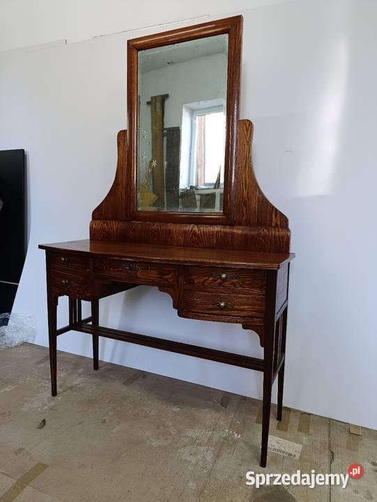 Odnowiona Zabytkowa toaletka z ruchomym lustrem Toaletki Lekomin