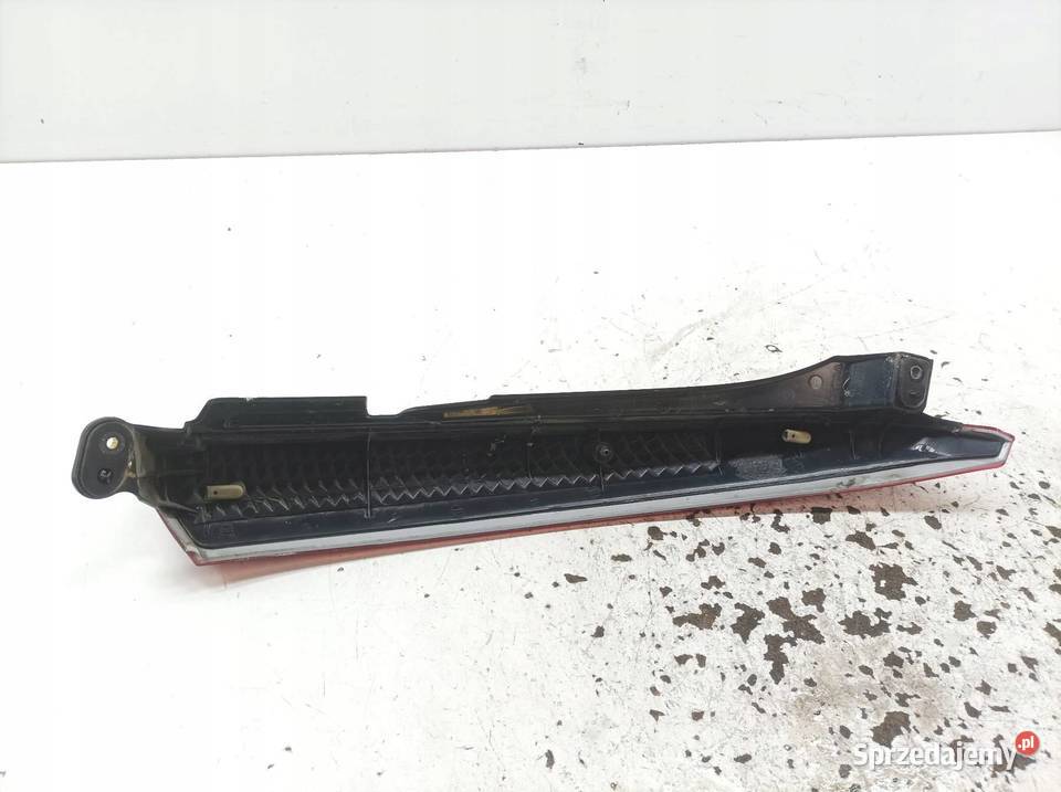 LAMPA TYŁ LEWA ODBLASK EU LIFT FL 30698141 Volvo Lampy tylne