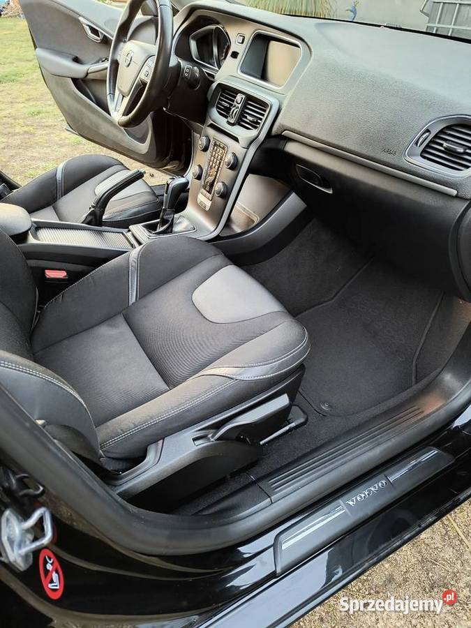 Volvo v40 d2 20diesel isofix