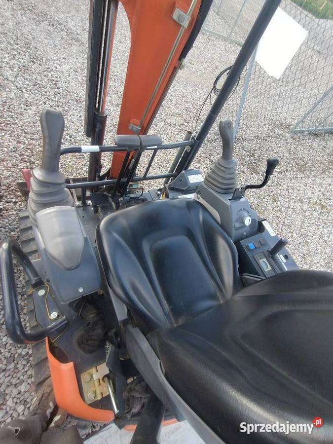 Minikoparka Hitachi ZX 19U 6YR