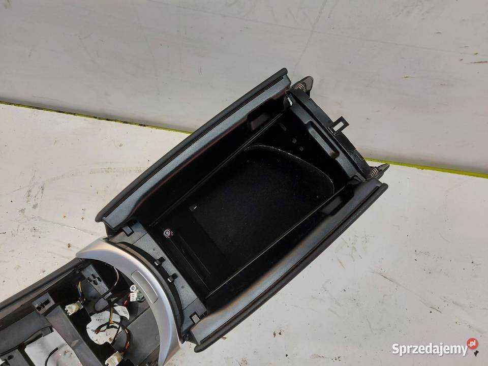 Mercedes EQC 400 W293 TUNEL ŚRODKOWY osobowe dolnośląskie sprzedam