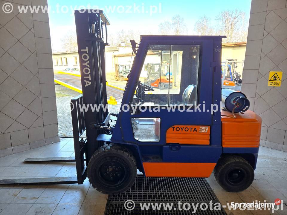 Wózek Widłowy TOYOTA 5FG30 Kabina 3700 mm TOYOTA Wózki widłowe Mysłowice