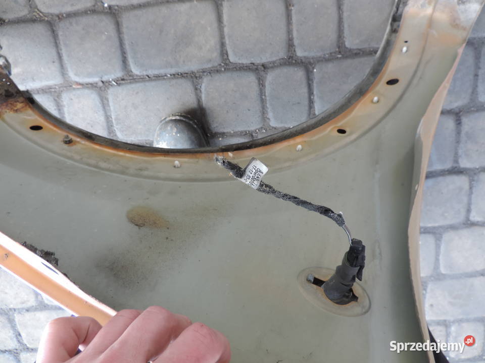 OPEL CORSA C BŁOTNIK LEWY PRZÓD Z40E Nowy Sącz