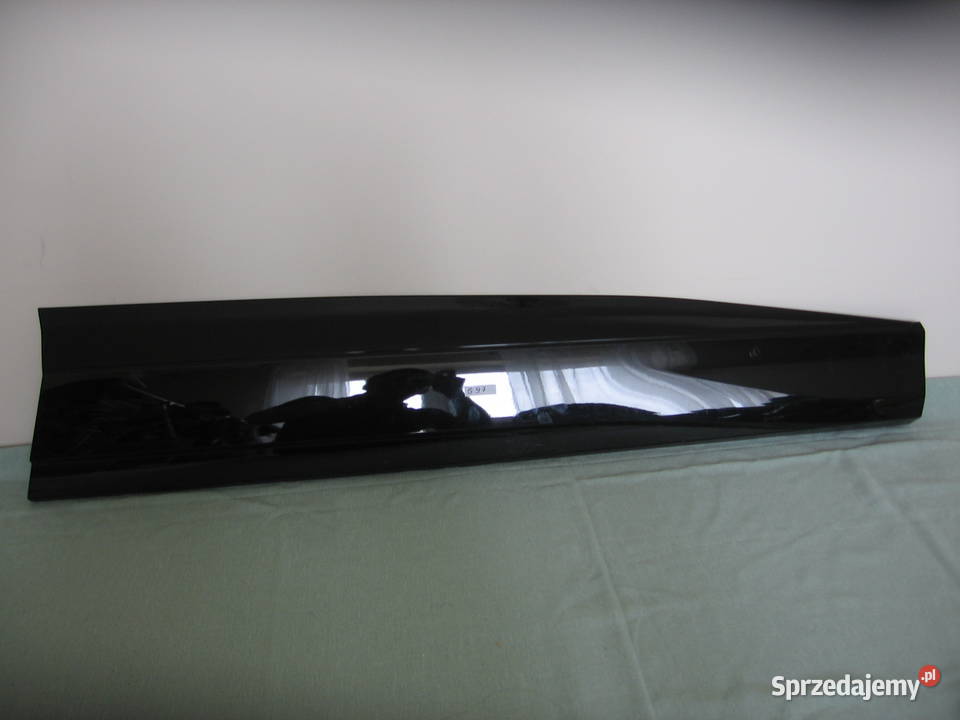 89A853960A AUDI Q4 ETron Listwa drzwi przednich Listwy i nakładki Listwy i nakładki