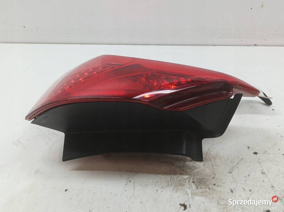 LAMPA TYŁ LEWA EU 9683460880 Peugeot 3008 I