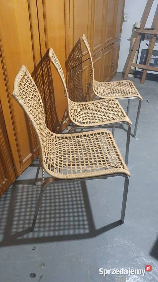 Nowoczesne krzesła rattanowe na metalowych Warszawa