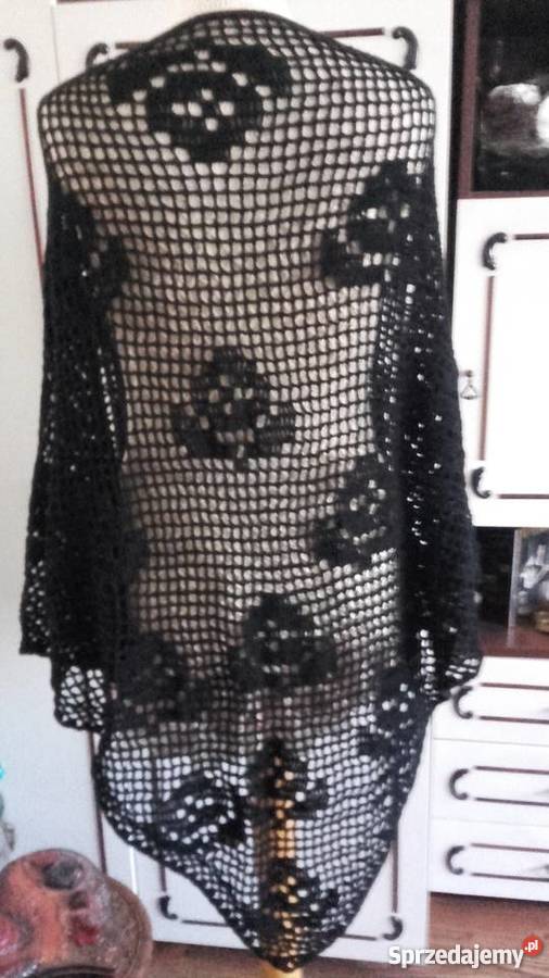 CZARNA RÓŻANA CHUSTA Z BAWEŁNY RĘKODZIEŁO Dla kobiet Dodatki Piła