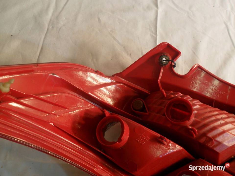 Suzuki Swift MK7 lampa prawa tylna prawy tył Nowy Tomyśl