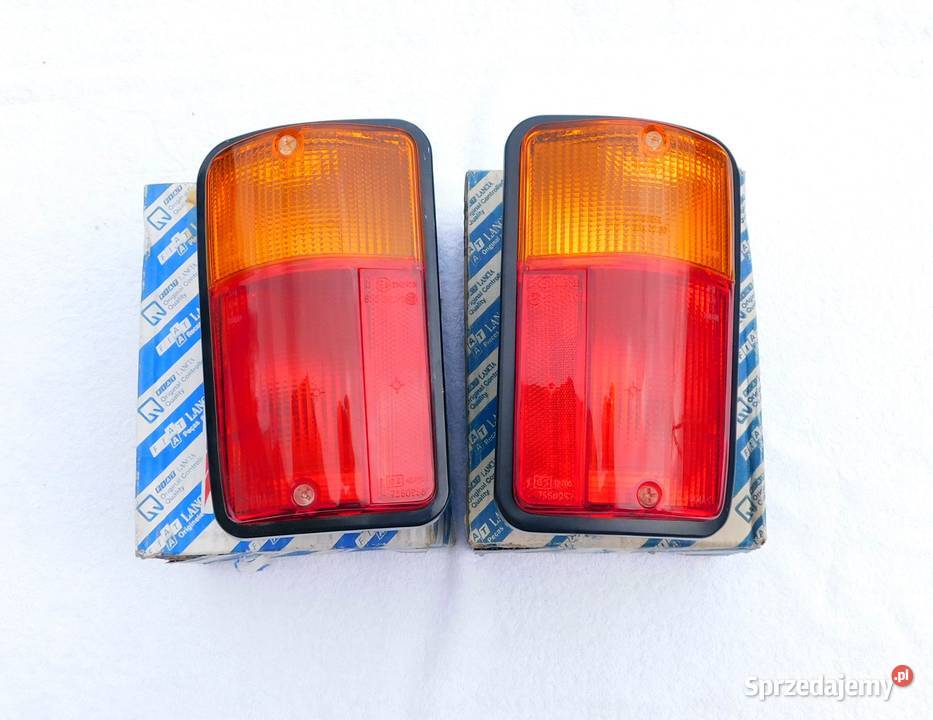 NOWE tylne lampy prawa lewa czarne FSM Fiat 126p Tarnów