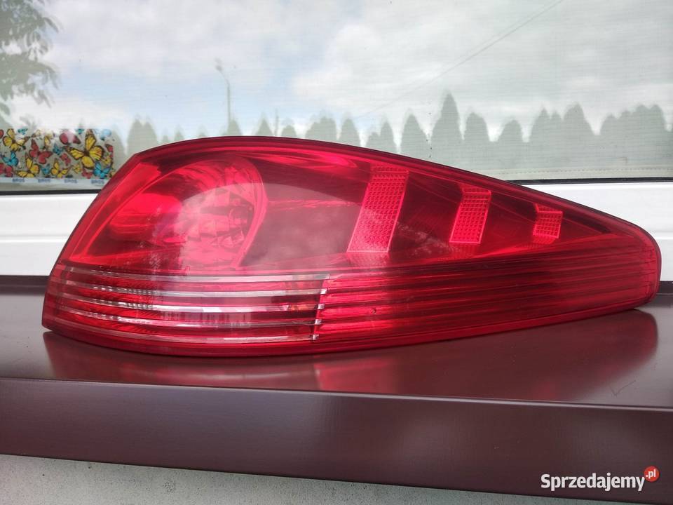 Peugeot 607 LIFT lampa tył tylna prawa narożna w Lampy tylne Sieradz sprzedam