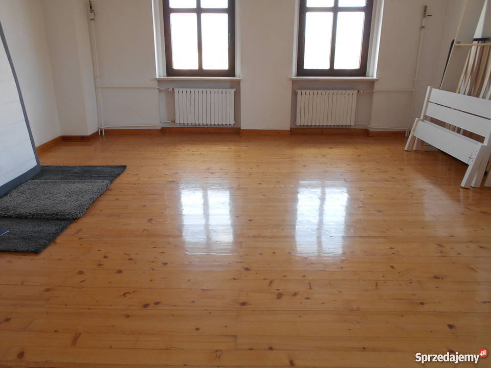 Apartament w zabytkowej kamienicy w centrum cegła Mieszkania Gliwice