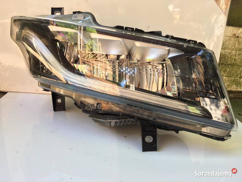 IVECO STRALIS SWAY PRAWA LAMPA FULL LED wielkopolskie Ostroróg