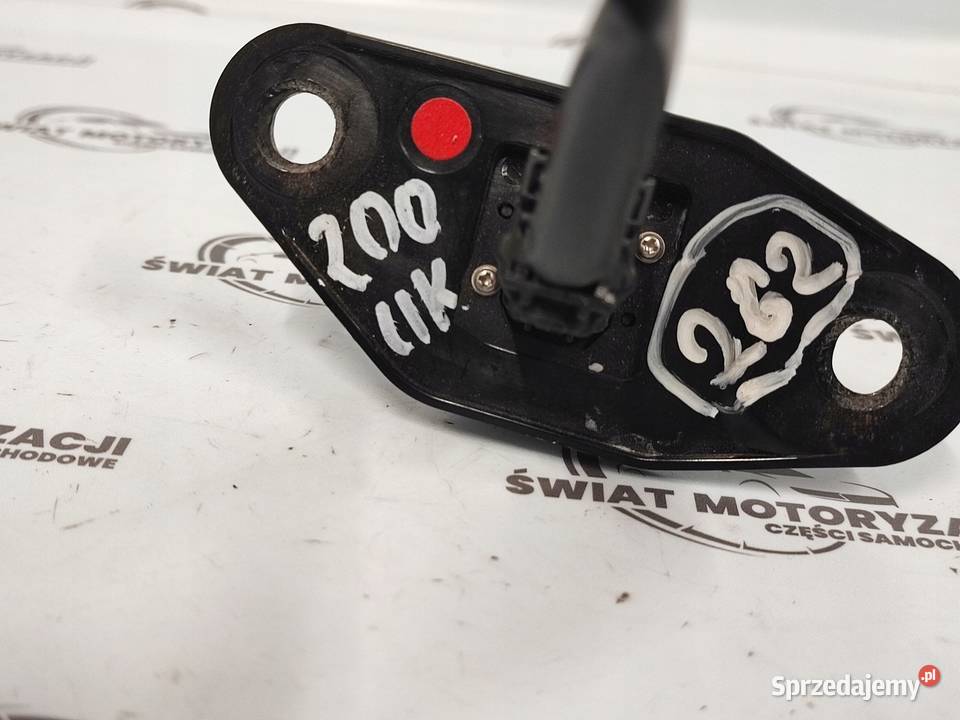 TOYOTA AVENSIS T27 III 10r kamera cofania świętokrzyskie Kielce sprzedam