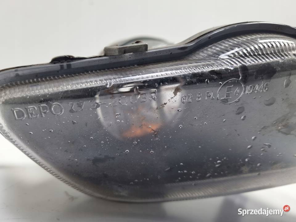 Volvo XC70 I V70 II lift PRAWY PRZEDNI HALOGEN Chełm