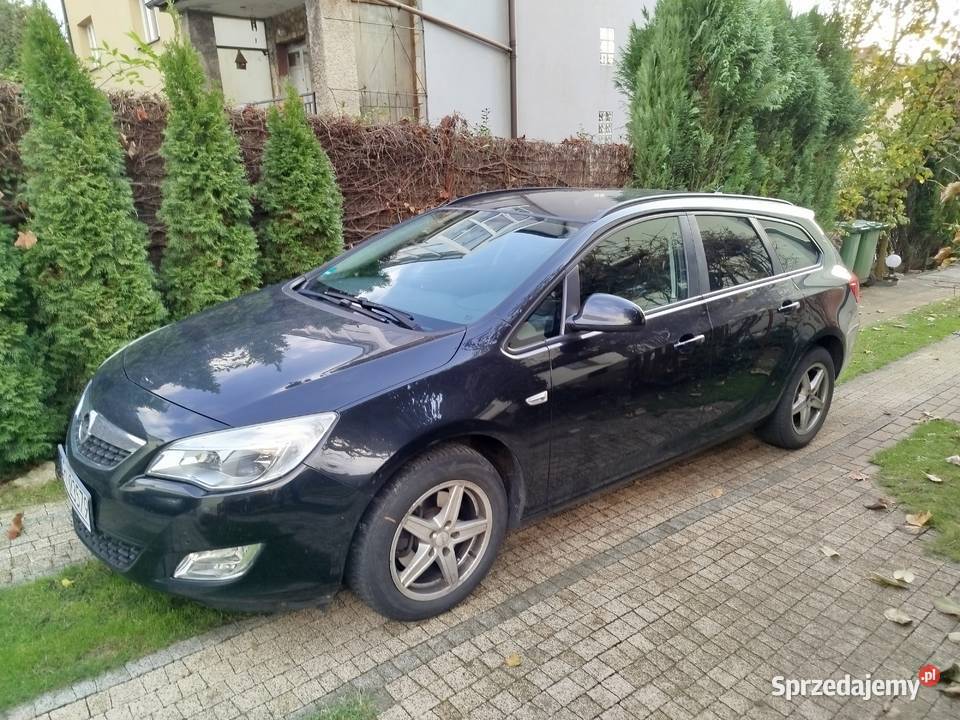 Opel Astra J kombi 2012 r 20 CDTI automat światła przeciwmgielne Astra Opel Piekary Śląskie