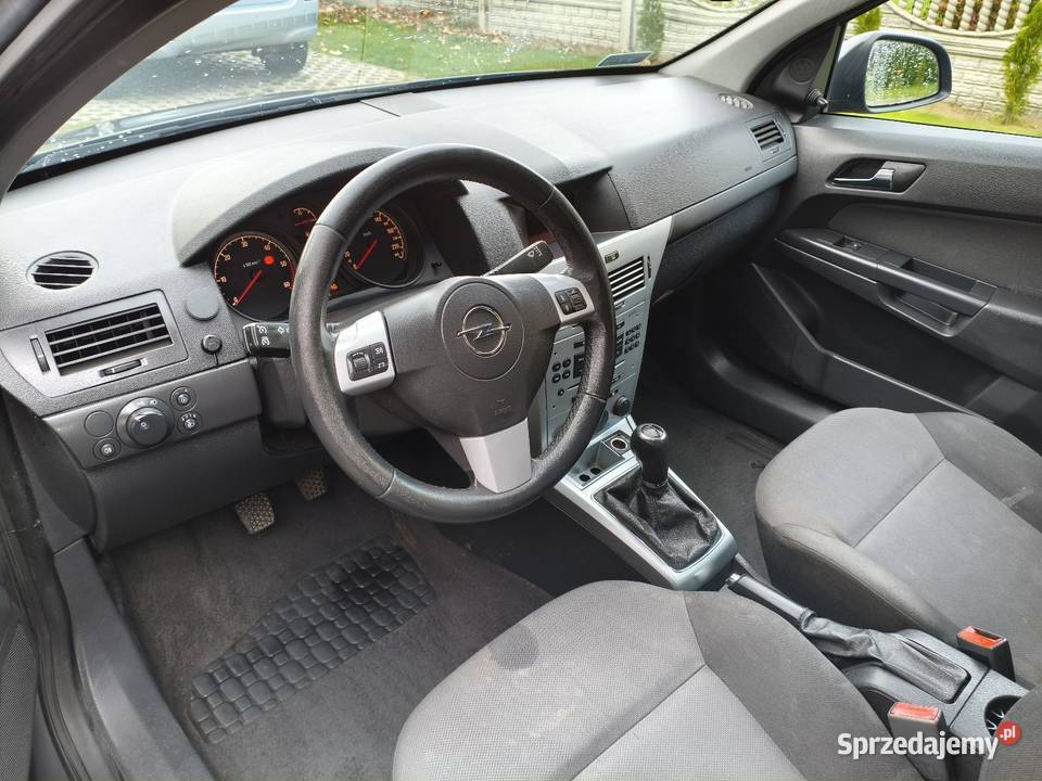 Opel Astra H 17 CDTI 110 2011 Tomaszów Mazowiecki