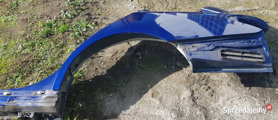 Błotnik Tylny MERCEDES CKLASA W205 Kombi osobowe mazowieckie Radom