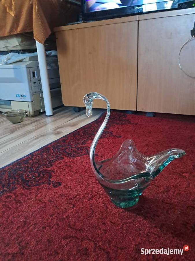 Waza w kształcie łabędzia