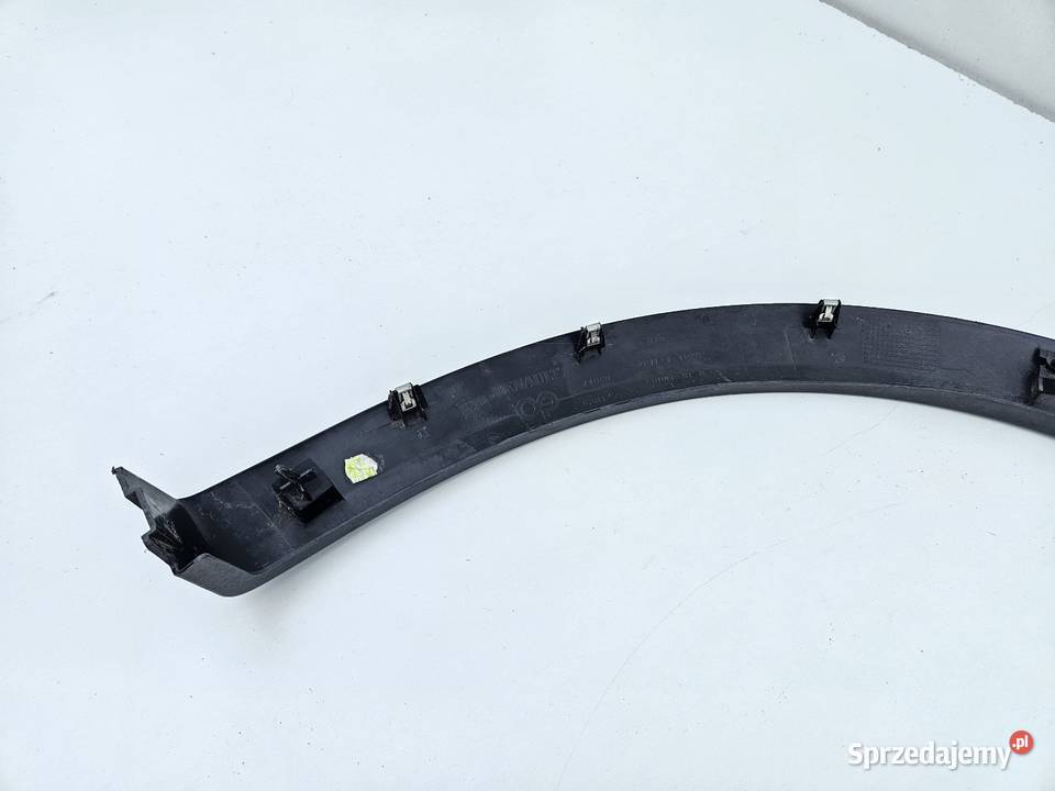 RENAULT CAPTUR II LISTWA BŁOTNIKA PRAWY PRZÓD